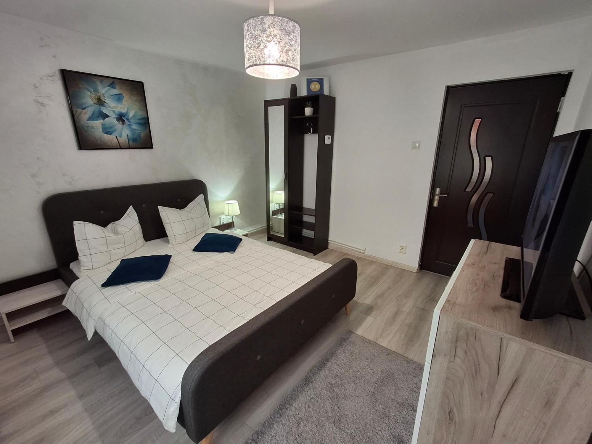 Apartament Claudia เดวา ภายนอก รูปภาพ