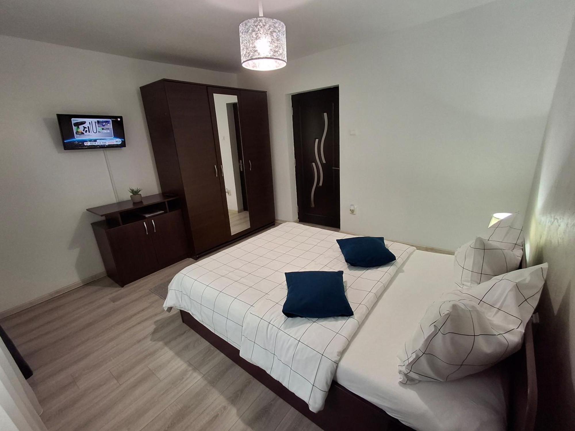 Apartament Claudia เดวา ภายนอก รูปภาพ