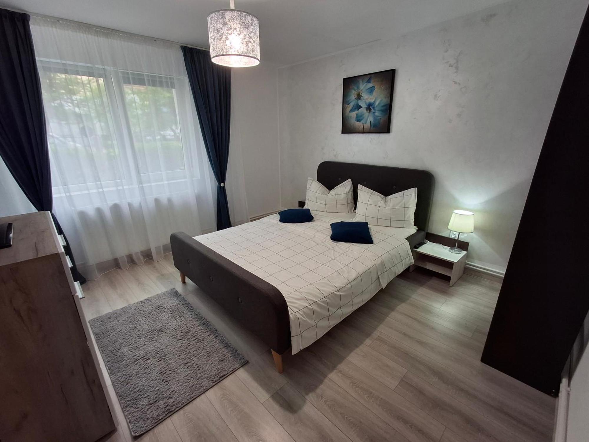 Apartament Claudia เดวา ภายนอก รูปภาพ