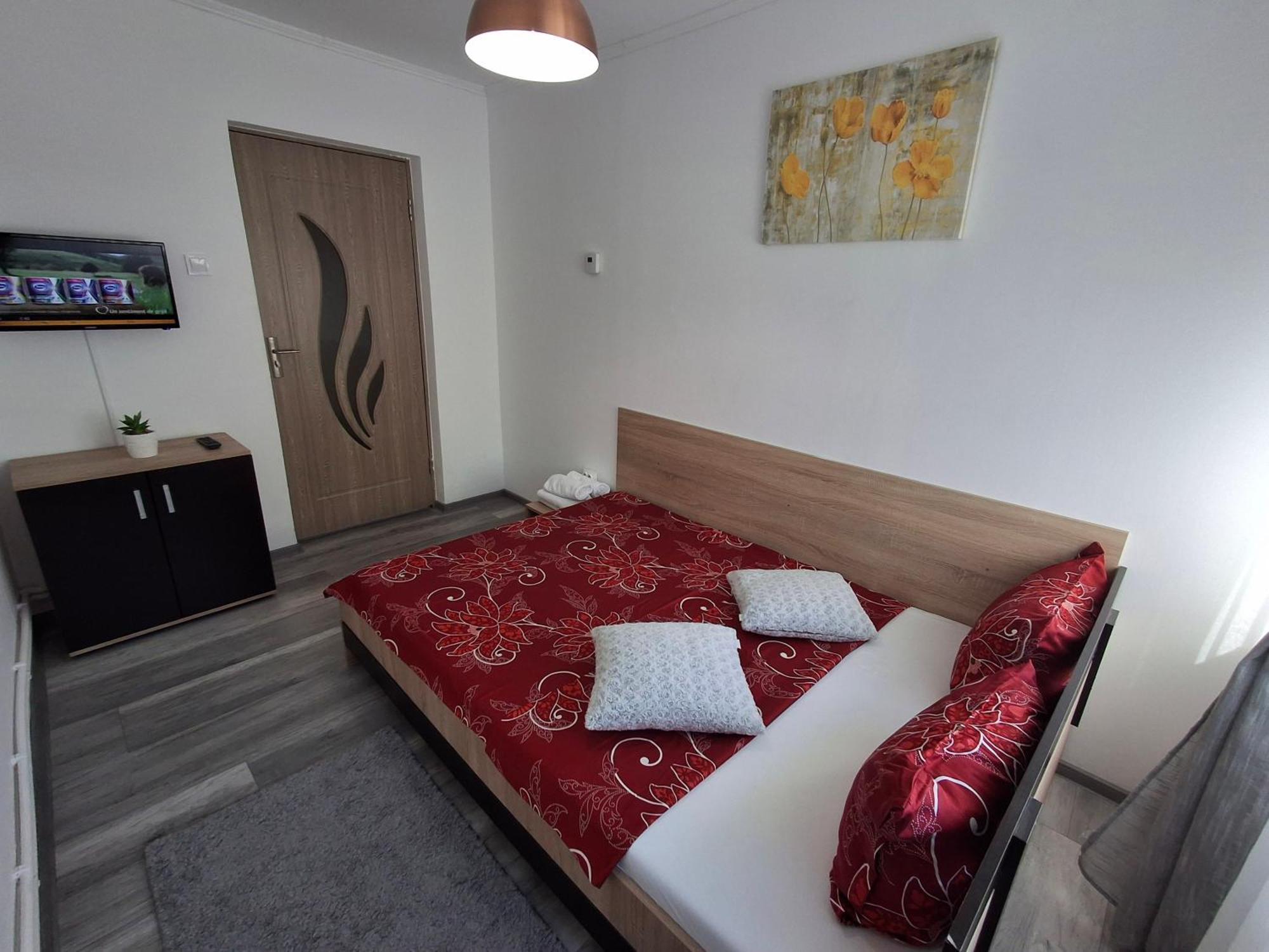 Apartament Claudia เดวา ภายนอก รูปภาพ
